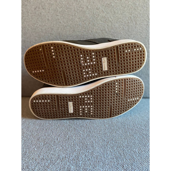 Perry Ellis Mens high top sneakers, size 8, gray/black, Santa Cruze, like new - Picture 8 of 10